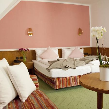 Stadthotel Эрдинг Экстерьер фото